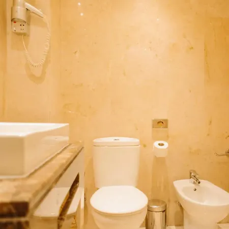 Topazio Vibe Beach Hotel & Apartments - Adults Friendly-2