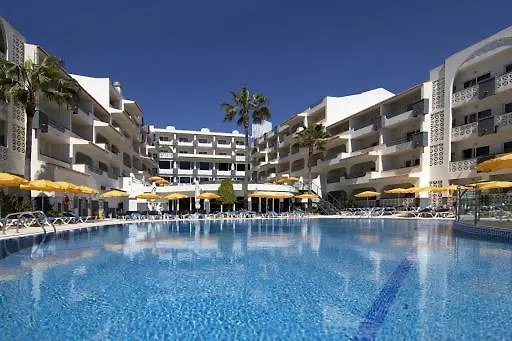  Luna Miramar Club